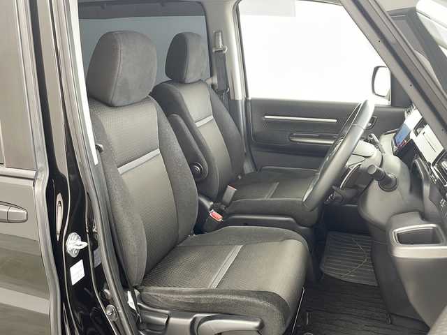 ホンダ ステップワゴン スパーダ ホンダセンシング 兵庫県 2018(平30)年 6.6万km プレミアムスパークルブラックパール ・わくわくゲート/・ナビ装着用スペシャルパッケージ/・ETC車載器(ナビゲーション連動)/・純正9インチナビ/CD/DVD/BT/SD/USB/HDMI/TV・/・フリップダウンモニター/・パドルシフト/・ドライブレコーダー/・バックカメラ/・Honda SENSING/・衝突軽減ブレーキ/・誤発進抑制機能/・歩行者事故低減ステアリング/・路外逸脱抑制機能/・アダプティブ・クルーズ・コントロール/・車線維持支援システム/・先行車発進お知らせ機能/・標識認識機能/・両側パワースライドドア/・純正16インチアルミホイール/・LEDヘッドライト/・Hondaスマートキーシステム