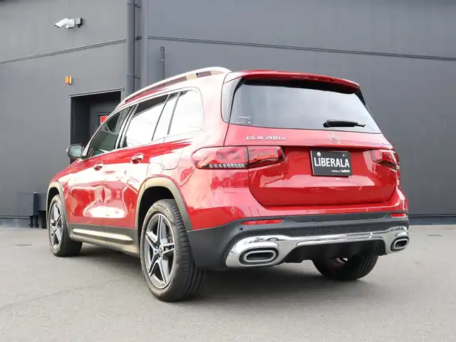 メルセデス・ベンツ Ｍ・ベンツ ＧＬＢ２００ｄ 4マチック AMGライン 静岡県 2022(令4)年 1.4万km 赤 ワンオーナー/純正ナビ/フルセグTV/衝突軽減ブレーキ/ACC/LKA/BSM/ドライブレコーダー/360°カメラ/パドルシフト/前席シートヒーター/LEDヘッドライト/パワーバックドア