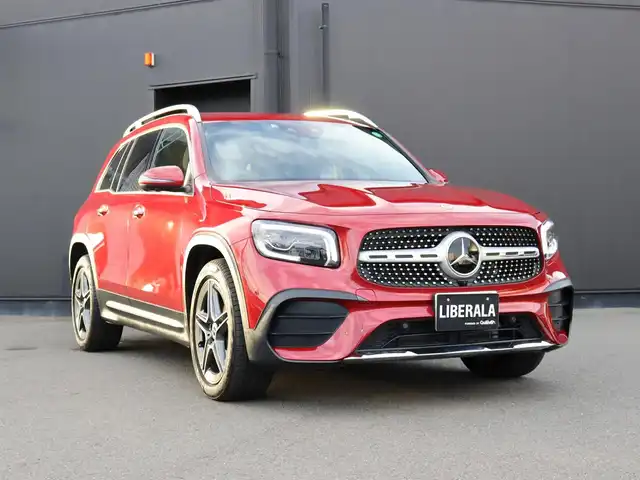 メルセデス・ベンツ Ｍ・ベンツ ＧＬＢ２００ｄ 4マチック AMGライン 静岡県 2022(令4)年 1.4万km 赤 ワンオーナー/純正ナビ/フルセグTV/衝突軽減ブレーキ/ACC/LKA/BSM/ドライブレコーダー/360°カメラ/パドルシフト/前席シートヒーター/LEDヘッドライト/パワーバックドア