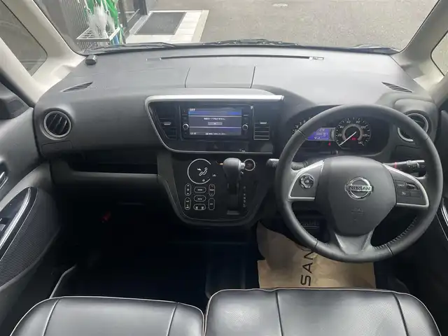 日産 デイズ ルークス ハイウェイスター Gターボ 大分県 2017(平29)年 8.6万km プレミアムパープルP プッシュスタート/スマートキー×２/アラウンドビューモニター/純正ナビ(MM517D-W)/両側パワースライドドア/フォグランプ/衝突軽減ブレーキ/ステアリングスイッチ/クルコン/純正ドアバイザー/純正フロアマット/ドラレコ/ETC