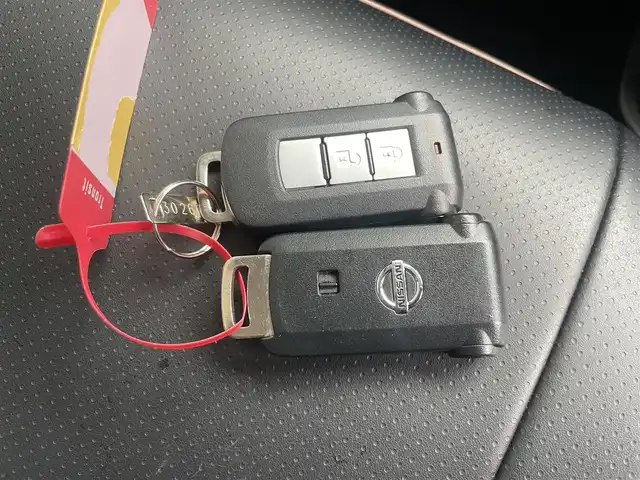 日産 デイズ ルークス ハイウェイスター Gターボ 大分県 2017(平29)年 8.6万km プレミアムパープルP プッシュスタート/スマートキー×２/アラウンドビューモニター/純正ナビ(MM517D-W)/両側パワースライドドア/フォグランプ/衝突軽減ブレーキ/ステアリングスイッチ/クルコン/純正ドアバイザー/純正フロアマット/ドラレコ/ETC