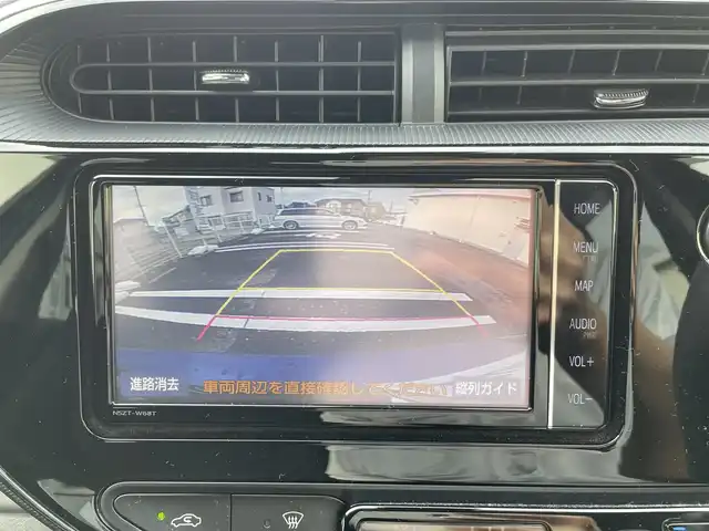 トヨタ アクア 三重県 2019(令1)年 12.5万km ダークブルーマイカ 登録時124570km/禁煙車/純正ナビ/（AM/FM/TV/Bluetooth）/フルセグTV/バックカメラ/ビルトインETC/ステアリングスイッチ/オートライト/プリクラッシュセーフティ/レーンディパーチャーアラート/コーナーセンサー/純正フロアマット/純正アルミ/プッシュスタート/スペアキー