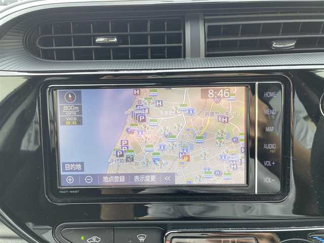 トヨタ アクア 愛知県 2019(令1)年 12.5万km ダークブルーマイカ (株)IDOMが運営する【じしゃロン名古屋鳴海店】の自社ローン専用車両になりますこちらは現金またはオートローンご利用時の価格です。自社ローンご希望の方は別途その旨お申付け下さい/登録時124570km/禁煙車/純正ナビ/（AM/FM/TV/Bluetooth）/フルセグTV/バックカメラ/ビルトインETC/ステアリングスイッチ/オートライト/プリクラッシュセーフティ/レーンディパーチャーアラート/コーナーセンサー/純正フロアマット/純正アルミ/プッシュスタート/スペアキー