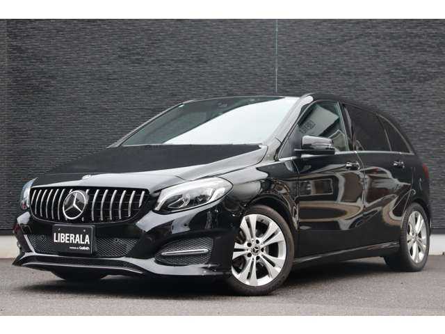 メルセデス・ベンツ Ｂ１８０ 大分県 2019(平31)年 2.9万km コスモスブラック 取扱説明書/アダプティブクルーズコントロール/ブラインドスポットモニター/パナメリカーナグリル/純正ナビ/ＣａｒＰｌａｙ/地デジ/Bluetooth/バックカメラ/ハーフレザー/シートヒーター/パワーシート/ＬＥＤヘッドライト/オートハイビーム/アンビエントライト/パドルシフト/純正１７インチＡＷ/社外ドライブレコーダー前後（SN-TW84）/ＥＴＣ
