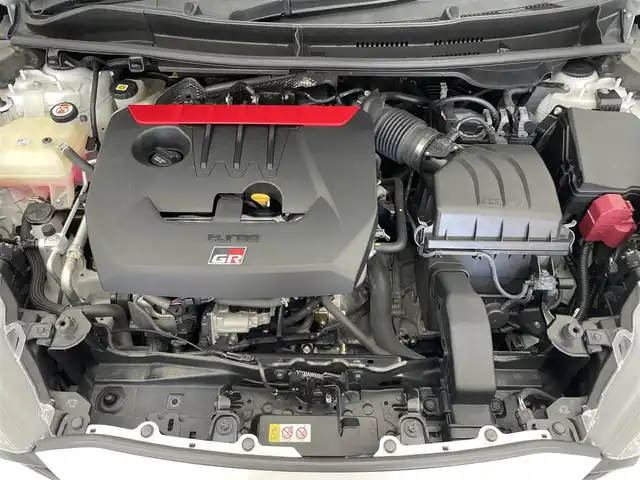 トヨタ ＧＲヤリス RZ ハイパフォーマンス 宮城県 2021(令3)年 4.1万km パール 純正ナビ/・BT接続/フルセグTV/・Mira cast/USB入力/JBLプレミアムサウンド/トヨタセーフティセンス/・ブラインドスポットモニター/・レーントレーシングアシスト/・パーキングブレーキサポート/・プリクラッシュセーフティ/LEDヘッドライト/・フォグランプ/・オートハイビーム/純正18インチホイール/・社外ホイール車載/純正フロアマット/スペアキー/保証書/取説