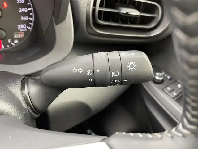 トヨタ ＧＲヤリス RZ ハイパフォーマンス 宮城県 2021(令3)年 4.1万km パール 純正ナビ/・BT接続/フルセグTV/・Mira cast/USB入力/JBLプレミアムサウンド/トヨタセーフティセンス/・ブラインドスポットモニター/・レーントレーシングアシスト/・パーキングブレーキサポート/・プリクラッシュセーフティ/LEDヘッドライト/・フォグランプ/・オートハイビーム/純正18インチホイール/・社外ホイール車載/純正フロアマット/スペアキー/保証書/取説