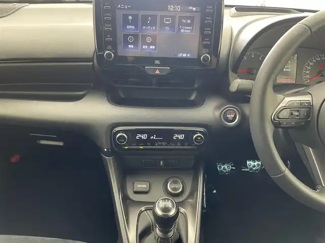 トヨタ ＧＲヤリス RZ ハイパフォーマンス 宮城県 2021(令3)年 4.1万km パール 純正ナビ/・BT接続/フルセグTV/・Mira cast/USB入力/JBLプレミアムサウンド/トヨタセーフティセンス/・ブラインドスポットモニター/・レーントレーシングアシスト/・パーキングブレーキサポート/・プリクラッシュセーフティ/LEDヘッドライト/・フォグランプ/・オートハイビーム/純正18インチホイール/・社外ホイール車載/純正フロアマット/スペアキー/保証書/取説