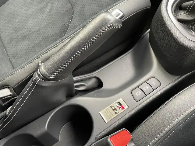 トヨタ ＧＲヤリス RZ ハイパフォーマンス 宮城県 2021(令3)年 4.1万km パール 純正ナビ/・BT接続/フルセグTV/・Mira cast/USB入力/JBLプレミアムサウンド/トヨタセーフティセンス/・ブラインドスポットモニター/・レーントレーシングアシスト/・パーキングブレーキサポート/・プリクラッシュセーフティ/LEDヘッドライト/・フォグランプ/・オートハイビーム/純正18インチホイール/・社外ホイール車載/純正フロアマット/スペアキー/保証書/取説