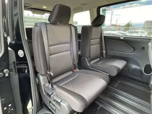 日産 セレナ ハイウェイスター V 福岡県 2020(令2)年 2.6万km ダイヤモンドブラック 純正7型SDナビ(フルセグTV/CD/DVD/BT)/アラウンドビューモニター/フリップダウンモニター/クルーズコントロール/エマージェンシーブレーキ/コーナーセンサー/BSM/両側パワスラ/ETC/純正LEDヘッドライト/純正フロアマット/純正16インチアルミホイール/スマートキー/プッシュスタート