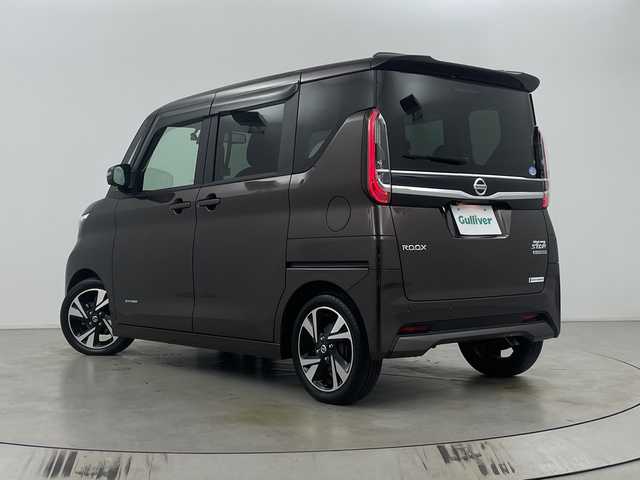 日産 ルークス HWS Gターボ プロパイロットED 埼玉県 2021(令3)年 0.6万km アッシュブラウンM 純正９インチナビ（フルセグTV・Bluetooth・AUX・USB）/全方位カメラ/純正ドライブレコーダー/純正ビルトインETC/バックカメラ/両側電動スライドドア/衝突被害軽減ブレーキ/レーダークルーズコントロール/レーンキープアシスト/電動パーキング/純正アルミホイール/LEDヘッドライト/フォグランプ/純正フロアマット/プッシュスタート/アイドリングストップ/サーキュレーター/ドアバイザー