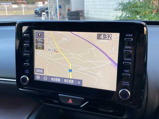 トヨタ ヤリスクロス Z 愛媛県 2021(令3)年 1.3万km ホワイトパールクリスタルシャイン 純正8インチディスプレイオーディオ/・ナビ/・フルセグTV/・Bluetooth/パノラミックビューモニター/ビルトインETC/前後ドライブレコーダー/合皮/ファブリックコンビシート/前席シートヒーター/トヨタセーフティセンス/・プリクラッシュセーフティ/・レーントレーシングアシスト/・レーダークルーズコントロール/・オートマチックハイビーム/・ロードサインアシスト/LEDヘッドランプ/純正18インチAW/ステアリングヒーター/ステアリングスイッチ/プッシュスタート/保証書/取扱説明書