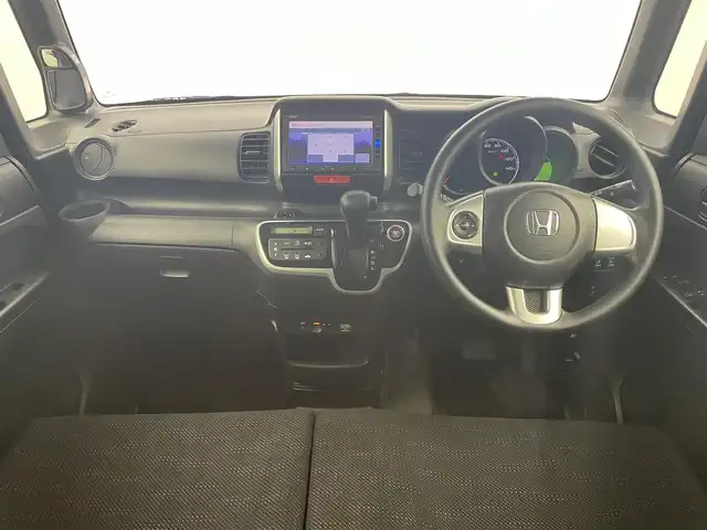 ホンダ Ｎ ＢＯＸ G Lパッケージ 埼玉県 2016(平28)年 6万km プレミアムホワイトパールⅡ 純正７インチナビ/両側パワースライドドア/バックカメラ/Ｂｌｕｅｔｏｏｔｈ/ＥＴＣ/純正フロアマット/プッシュスタート/スマートキー/ステアリングスイッチ/ハロゲンヘッドライト
