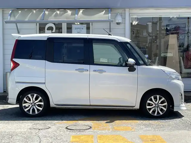 トヨタ ルーミー カスタムG－T 神奈川県 2018(平30)年 7.7万km パールホワイトⅢ 純正メモリナビ/　（CD・Bluetooth）/フルセグTV/両側パワースライドドア/バックカメラ/プリクラッシュセーフティ/前席シートヒーター/アイドリングストップ/ビルトインETC/LEDヘッドライト/スマートキー×2/保証書/取扱説明書