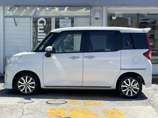トヨタ ルーミー カスタムG－T 神奈川県 2018(平30)年 7.7万km パールホワイトⅢ 純正メモリナビ/　（CD・Bluetooth）/フルセグTV/両側パワースライドドア/バックカメラ/プリクラッシュセーフティ/前席シートヒーター/アイドリングストップ/ビルトインETC/LEDヘッドライト/スマートキー×2/保証書/取扱説明書