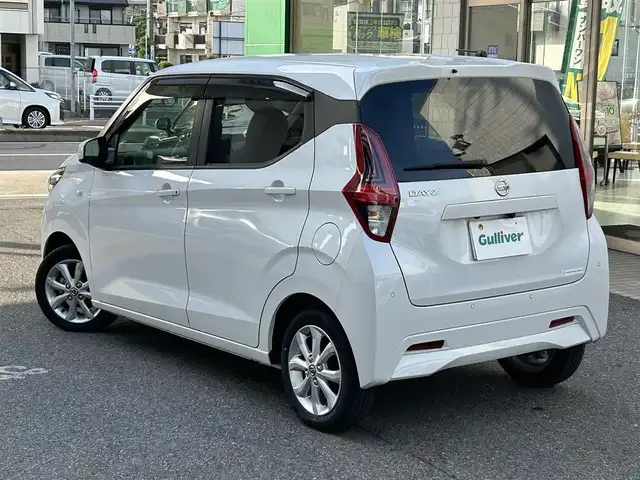 日産 デイズ X 愛知県 2022(令4)年 1.4万km ホワイトパール ワンオーナー/純9インチSDナビテレビ/フルセグテレビ/バックカメラ/ドライブレコーダー/プッシュエンジンスタート/純14インチAW/新車保証書/取説