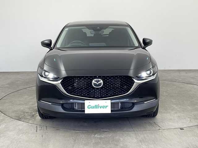 マツダ ＣＸ－３０ 20S プロアクティブツーリングセレ 兵庫県 2020(令2)年 2.9万km ジェットブラックマイカ ・純正10.25インチナビ&Bluetooth接続&CD/DVD&USB&TV/・アラウンドビューモニター/・ビルドインETC/・レーダークルーズコントロール/・i-ACTIVSENSE/・ブラインドスポットモニター/・ABS/・横滑り防止機能/・前後コーナーセンサー/・盗難防止装置/・オートライト/・オートマチックハイビーム/・LEDヘッドライト/・W＋サイドエアバック/・カーテンエアバック/・パワーバックドア/・純正フロアマット/・メモリーパワーシート（運転席）/・シートヒーター（運転席・助手席）/・純正18インチアルミホイール/・革巻きステアリング/・ステアリングスイッチ/・ステアリングヒーター/・電動パーキングブレーキ/・オートブレーキホールド