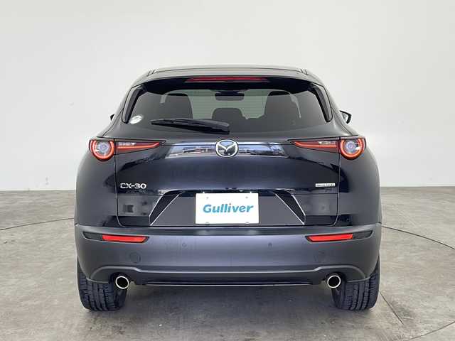 マツダ ＣＸ－３０ 20S プロアクティブツーリングセレ 兵庫県 2020(令2)年 2.9万km ジェットブラックマイカ ・純正10.25インチナビ&Bluetooth接続&CD/DVD&USB&TV/・アラウンドビューモニター/・ビルドインETC/・レーダークルーズコントロール/・i-ACTIVSENSE/・ブラインドスポットモニター/・ABS/・横滑り防止機能/・前後コーナーセンサー/・盗難防止装置/・オートライト/・オートマチックハイビーム/・LEDヘッドライト/・W＋サイドエアバック/・カーテンエアバック/・パワーバックドア/・純正フロアマット/・メモリーパワーシート（運転席）/・シートヒーター（運転席・助手席）/・純正18インチアルミホイール/・革巻きステアリング/・ステアリングスイッチ/・ステアリングヒーター/・電動パーキングブレーキ/・オートブレーキホールド