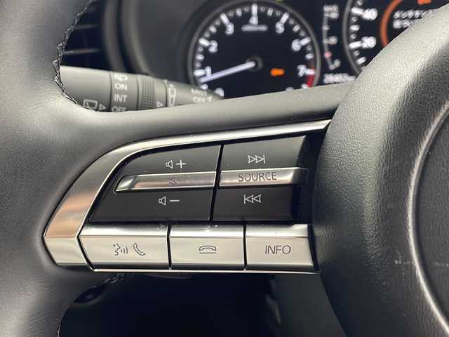 マツダ ＣＸ－３０ 20S プロアクティブツーリングセレ 兵庫県 2020(令2)年 2.9万km ジェットブラックマイカ ・純正10.25インチナビ&Bluetooth接続&CD/DVD&USB&TV/・アラウンドビューモニター/・ビルドインETC/・レーダークルーズコントロール/・i-ACTIVSENSE/・ブラインドスポットモニター/・ABS/・横滑り防止機能/・前後コーナーセンサー/・盗難防止装置/・オートライト/・オートマチックハイビーム/・LEDヘッドライト/・W＋サイドエアバック/・カーテンエアバック/・パワーバックドア/・純正フロアマット/・メモリーパワーシート（運転席）/・シートヒーター（運転席・助手席）/・純正18インチアルミホイール/・革巻きステアリング/・ステアリングスイッチ/・ステアリングヒーター/・電動パーキングブレーキ/・オートブレーキホールド