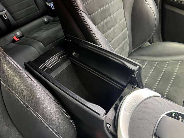 メルセデス・ベンツ ＧＬＣ２２０ d 4マチック AMGライン 千葉県 2019(令1)年 3.8万km グレー ＡＣＣ　/半革シート　/ナビ　/ＴＶ　/Ｂｌｕｅｔｏｏｔｈ接続　/３６０°後席モニター　/シートヒーター　/電動リアゲート　/ハイビームアシスト　/ＬＥＤヘッドライト　/衝突軽減Ｂ　/ＢＳＭ　/ＬＫＡ　/ＥＴＣ　/禁煙車