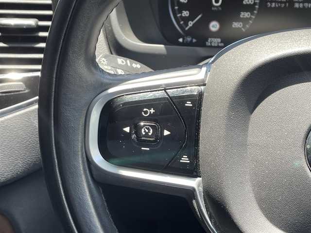 ボルボ ＸＣ９０ D5 AWD インスクリプション 千葉県 2020(令2)年 2.7万km オニキスブラックP 衝突回避.被害軽減ブレーキ/レーンキーピング/パークアシスト/クロストラフィックアラート/車間警告/ヘッドアップディスプレイ/ブラインドスポットインフォメーションシステム/アダクティブクルーズコントロール/純正メーカーナビゲーション/全方位カメラ/本革シート/シートヒーター/エアシート/マッサージ/haman/kardonサウンド/前後ドライブレコーダー/ETC/ステアリングヒーター/パワーシート/パワーバックドア/LEDヘッドライト/電格ミラー/純正フロアマット/純正20インチアルミホイール
