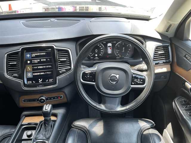 ボルボ ＸＣ９０ D5 AWD インスクリプション 千葉県 2020(令2)年 2.7万km オニキスブラックP 衝突回避.被害軽減ブレーキ/レーンキーピング/パークアシスト/クロストラフィックアラート/車間警告/ヘッドアップディスプレイ/ブラインドスポットインフォメーションシステム/アダクティブクルーズコントロール/純正メーカーナビゲーション/全方位カメラ/本革シート/シートヒーター/エアシート/マッサージ/haman/kardonサウンド/前後ドライブレコーダー/ETC/ステアリングヒーター/パワーシート/パワーバックドア/LEDヘッドライト/電格ミラー/純正フロアマット/純正20インチアルミホイール