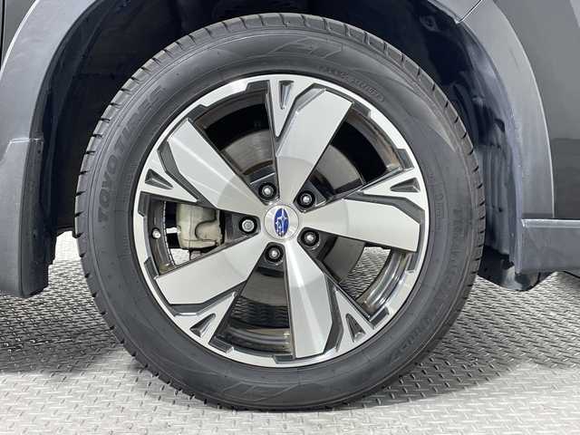 スバル フォレスター ハイブリッド アドバンス 神奈川県 2019(平31)年 5.5万km 黒 純正8型/　　フルセグ、AMFM、BTA、CD、DVD、SD、ipod、メモリーM、USB/前席パワーシート/ハーフレザーシート/バックカメラ/パドルシフト/リアソナー/社外前後ドラレコ/革巻きステアリング/社外ビルトインETC