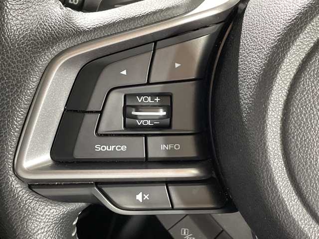 スバル フォレスター ハイブリッド アドバンス 神奈川県 2019(平31)年 5.5万km 黒 純正8型/　　フルセグ、AMFM、BTA、CD、DVD、SD、ipod、メモリーM、USB/前席パワーシート/ハーフレザーシート/バックカメラ/パドルシフト/リアソナー/社外前後ドラレコ/革巻きステアリング/社外ビルトインETC