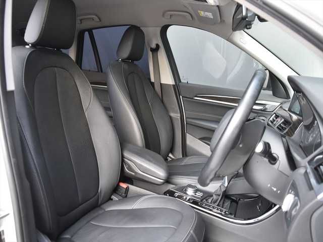 ＢＭＷ Ｘ１ xDrive 18d xライン 和歌山県 2017(平29)年 3.4万km アルピンホワイトⅢ インテリSF /黒革 /シートヒーター /前席パワーシート /純正ナビ /社外フルセグ /Bカメラ /電動バックドア /前後コーナーセンサー /アイドリングストップ /コンフォートアクセス /ミラー型ETC /LEDヘッドライト /ルーフレール