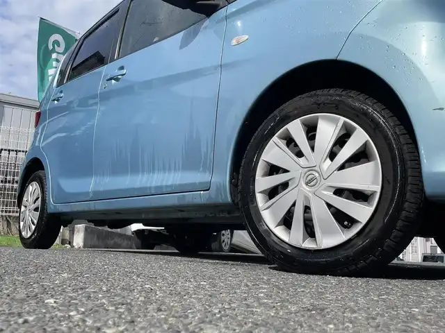 日産 デイズ S 宮城県 2016(平28)年 5.8万km アイスブルー 4WD/純正ＳＤナビ/（ＦＭ／ＡＭ／ＣＤ／Ｂｌｕｅｔｏｏｔｈ）　/フルセグテレビ　/衝突被害軽減装置　/アイドリングストップ　/横滑り防止装置　/運転席シートヒーター　/バックカメラ　/リモコンキー　/ＥＴＣ