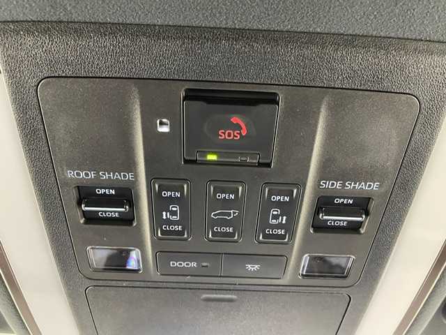 トヨタ ヴェルファイア Z プレミア 兵庫県 2024(令6)年 0.4万km ブラック 純正トヨタコネクトナビ/フルセグ BT USB Apple Car Play android Auto/純正後席モニター/パノラミックビューモニター/デジタルインナーミラー/ビルトインETC2.0/ワイヤレス充電/レーダークルーズコントロール/プリクラッシュセーフティー/LKA/BSM/パーキングアシスト/ガラストップルーフ/レザーシート/シートヒーター/ベンチレーション/パワーシート/パワーバックドア/ステアリングヒーター/LEDヘッドライト/LEDフォグライト/サイドステップ/スマートキー