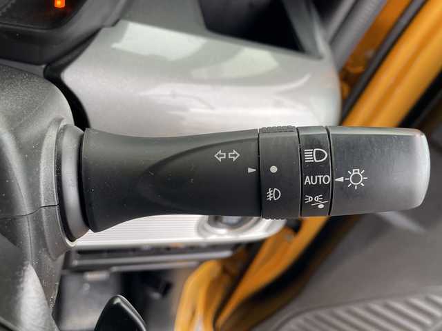 スズキ スペーシア ギア HYBRID XZターボ 新潟県 2021(令3)年 4.6万km アクティブイエロー/ガンメタリック2トーン ワンオーナー/4ＷＤ/純正SDナビ/フルセグＴＶ・Bluetooth接続・CD/ＤＶＤ再生/全方位カメラ/バックカメラ/パーキングセンサー/レーンキープ/クルーズコントロール/両側電動ドア/シートヒーター/ルーフレール/ＬＥＤヘッドライト/ＬＥＤフォグランプ/プッシュスタート