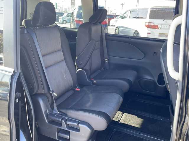 日産 セレナ e－パワー ハイウェイスター V 茨城県 2019(令1)年 7.1万km 黒 後席用モニター/純正SDナビ(Bluetooth/アラウンドビューモニター CD/DVD)/アダプティブクルーズコントロール/コーナーセンサー/両側パワースライドドア/LEDオートライト/サイドエアバッグ/パーキングアシスト/スマートキー/冷房WAC/USB入力端子/ビルトインETC/3列シート/ドライブレコーダー/純正フロアマット/シートヒーター/15インチ純正アルミホイール