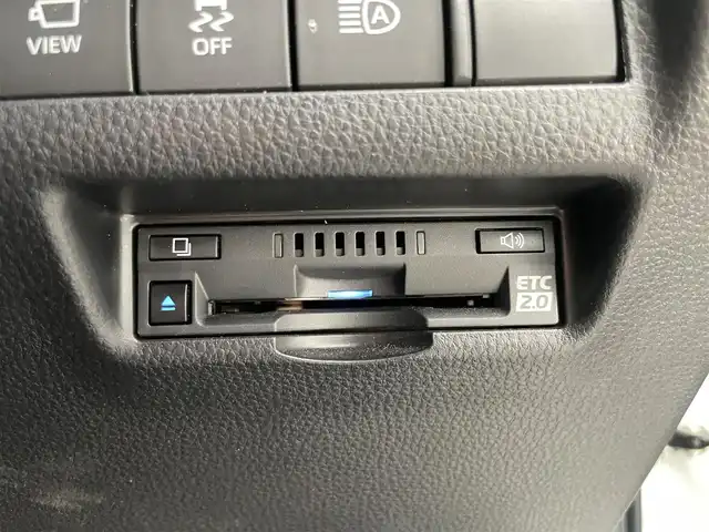 トヨタ ハリアー Z 鹿児島県 2021(令3)年 5.1万km ホワイトパールクリスタルシャイン 禁煙車　/全方位カメラ　/ＪＢＬプレミアムサウンド　/トヨタセーフティセンス/・プリクラッシュセーフティ/・レーントレーシングアシスト/・クリアランスソナー/・ブラインドスポットモニター/・リヤクロストラフィックアラート/・ロードサインアシスト/・先行車発進告知/ナビ機能付きディスプレイオーディオ/(フルセグTV/Bluetooth)/純正アルミホイール　/ＬＥＤヘッドライト　/電動リアゲート　/ハーフレザーシート　/デジタルインナーミラー/純正フロアマット/ETC