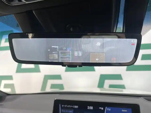 トヨタ ハリアー Z 鹿児島県 2021(令3)年 5.1万km ホワイトパールクリスタルシャイン 禁煙車　/全方位カメラ　/ＪＢＬプレミアムサウンド　/トヨタセーフティセンス/・プリクラッシュセーフティ/・レーントレーシングアシスト/・クリアランスソナー/・ブラインドスポットモニター/・リヤクロストラフィックアラート/・ロードサインアシスト/・先行車発進告知/ナビ機能付きディスプレイオーディオ/(フルセグTV/Bluetooth)/純正アルミホイール　/ＬＥＤヘッドライト　/電動リアゲート　/ハーフレザーシート　/デジタルインナーミラー/純正フロアマット/ETC