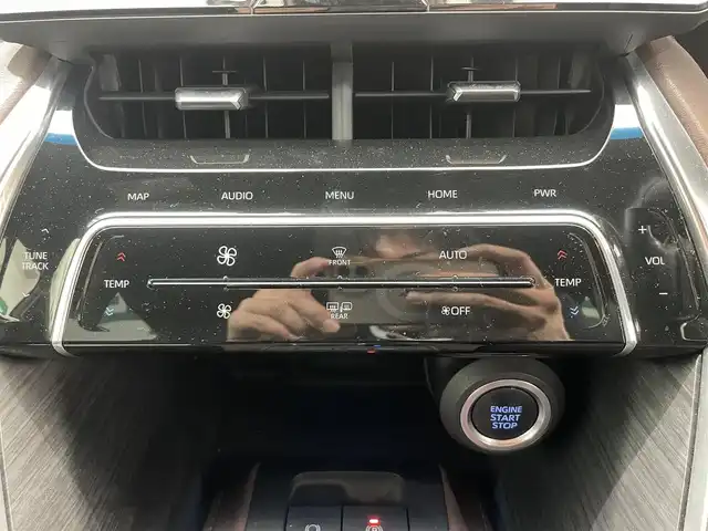 トヨタ ハリアー Z 鹿児島県 2021(令3)年 5.1万km ホワイトパールクリスタルシャイン 禁煙車　/全方位カメラ　/ＪＢＬプレミアムサウンド　/トヨタセーフティセンス/・プリクラッシュセーフティ/・レーントレーシングアシスト/・クリアランスソナー/・ブラインドスポットモニター/・リヤクロストラフィックアラート/・ロードサインアシスト/・先行車発進告知/ナビ機能付きディスプレイオーディオ/(フルセグTV/Bluetooth)/純正アルミホイール　/ＬＥＤヘッドライト　/電動リアゲート　/ハーフレザーシート　/デジタルインナーミラー/純正フロアマット/ETC