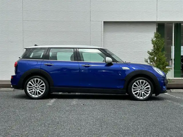 ＭＩＮＩ ミニ クラブマン クーパー S 千葉県 2019(平31)年 1.8万km 青Ⅱ ペッパーパッケージ/純正ナビ/コーナーセンサー/後カメラ/ETC/クルコン/LED/純正フロアマット/純正アルミホイール/スマートキー/プッシュスタート/ABS/横滑り防止装置/盗難防止装置/エアバックW/衝突被害軽減システム