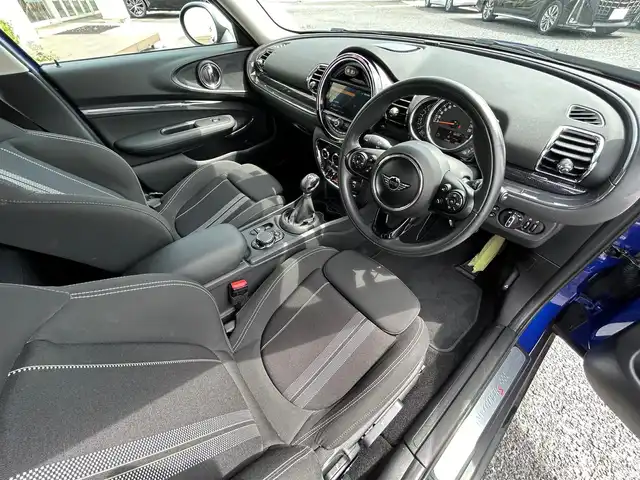 ＭＩＮＩ ミニ クラブマン クーパー S 千葉県 2019(平31)年 1.8万km 青Ⅱ ペッパーパッケージ/純正ナビ/コーナーセンサー/後カメラ/ETC/クルコン/LED/純正フロアマット/純正アルミホイール/スマートキー/プッシュスタート/ABS/横滑り防止装置/盗難防止装置/エアバックW/衝突被害軽減システム