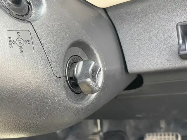 ダイハツ ミラ ココア X 徳島県 2015(平27)年 4万km ムースピンクパール 社外ナビ(MDV-D304)/(AM・FM/CD/ワンセグ/AUX)/スマートキー/オートエアコン/社外フロアマット/ハロゲンヘッドライト/ABS/Wエアバッグ/パワーステアリング/パワーウィンドウ/電動格納ドアミラー/アイドリングストップ