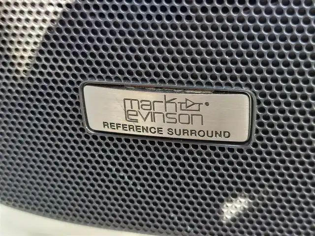 レクサス ＬＸ 570 東京都 2018(平30)年 2.2万km ソニッククォーツ サンルーフ/TRDエアロ、Fグリル/モデリスタホイール/マークレビンソンプレミアムサウンド/クールBOX/ルーフレール/Lexus Safety System +/・プリクラッシュセーフティ/・レーントレーシングアシスト/・ロードサインアシスト /・先行車発進告知機能/・アダプティブハイビームシステム /・レーダークルーズコントロール/・ヘッドアップディスプレイ/・ブラインドスポットモニター/・パノラミックビューモニター/パドルシフト/純正ナビ/フルセグTV/リアエンターテインメント/ETC2.0/置くだけ充電/100V電源/レザーシート/パワーシート/シートヒーター/ベンチレーション/ステアリングヒーター/後席ロールサンシェード/パワーバックドア/3眼LEDヘッドライト/ドアバイザー