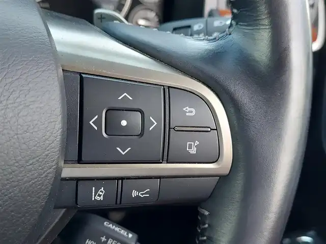 レクサス ＬＸ 570 東京都 2018(平30)年 2.2万km ソニッククォーツ サンルーフ/TRDエアロ、Fグリル/モデリスタホイール/マークレビンソンプレミアムサウンド/クールBOX/ルーフレール/Lexus Safety System +/・プリクラッシュセーフティ/・レーントレーシングアシスト/・ロードサインアシスト /・先行車発進告知機能/・アダプティブハイビームシステム /・レーダークルーズコントロール/・ヘッドアップディスプレイ/・ブラインドスポットモニター/・パノラミックビューモニター/パドルシフト/純正ナビ/フルセグTV/リアエンターテインメント/ETC2.0/置くだけ充電/100V電源/レザーシート/パワーシート/シートヒーター/ベンチレーション/ステアリングヒーター/後席ロールサンシェード/パワーバックドア/3眼LEDヘッドライト/ドアバイザー
