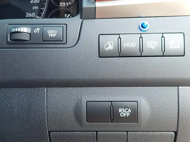 レクサス ＬＸ 570 東京都 2018(平30)年 2.2万km ソニッククォーツ サンルーフ/TRDエアロ、Fグリル/モデリスタホイール/マークレビンソンプレミアムサウンド/クールBOX/ルーフレール/Lexus Safety System +/・プリクラッシュセーフティ/・レーントレーシングアシスト/・ロードサインアシスト /・先行車発進告知機能/・アダプティブハイビームシステム /・レーダークルーズコントロール/・ヘッドアップディスプレイ/・ブラインドスポットモニター/・パノラミックビューモニター/パドルシフト/純正ナビ/フルセグTV/リアエンターテインメント/ETC2.0/置くだけ充電/100V電源/レザーシート/パワーシート/シートヒーター/ベンチレーション/ステアリングヒーター/後席ロールサンシェード/パワーバックドア/3眼LEDヘッドライト/ドアバイザー