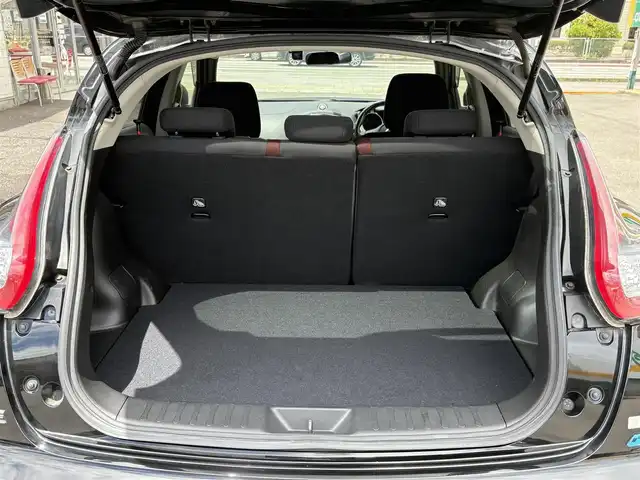 日産 ジューク 15RX パーソナライゼーション 三重県 2015(平27)年 9万km スーパーブラック ♪ワンオーナー /インテリジェントキー/プッシュスタート/アイドリングストップ/純正ナビ/・AUX・CD・SD録音/・USB・フルセグ/・DVD再生/・Bluetoothオーディオ/・バックカメラ/ドライブレコーダー/純正17インチAW/フォグライト/オートライト/ウィンカーミラー/オートリトラクタブルミラー/ヘッドライトレベライザー/プライバシーガラス/フロアマット/ドアバイザー/ETC