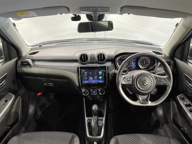 スズキ スイフト HYBRID RS 愛知県 2020(令2)年 3.5万km スピーディーブルーM 純正８インチナビ（CN-RZ853)/(FM/AM/SD/iPod/フルセグTV/USB/Bluetooth/CD・DVD再生）/デュアルセンサーブレーキサポート　/レーダークルーズコントロール　/シートヒーター　/ビルトインＥＴＣ　/ブラインドスポットモニター　/バックモニター　/ドライブレコーダー　/パドルシフト　/アイドリングストップ/車線逸脱警報/パーキングセンサー/プッシュスタート/　　-スマートキー/LEDヘッドライト/フォグランプ/純正フロアマット