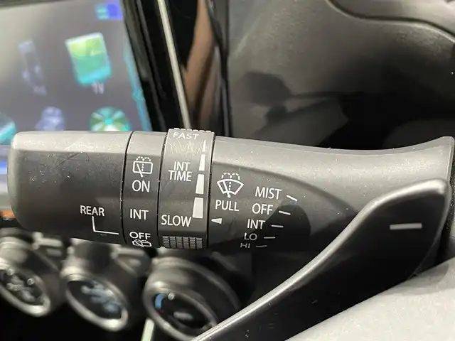 スズキ スイフト HYBRID RS 愛知県 2020(令2)年 3.5万km スピーディーブルーM 純正８インチナビ（CN-RZ853)/(FM/AM/SD/iPod/フルセグTV/USB/Bluetooth/CD・DVD再生）/デュアルセンサーブレーキサポート　/レーダークルーズコントロール　/シートヒーター　/ビルトインＥＴＣ　/ブラインドスポットモニター　/バックモニター　/ドライブレコーダー　/パドルシフト　/アイドリングストップ/車線逸脱警報/パーキングセンサー/プッシュスタート/　　-スマートキー/LEDヘッドライト/フォグランプ/純正フロアマット