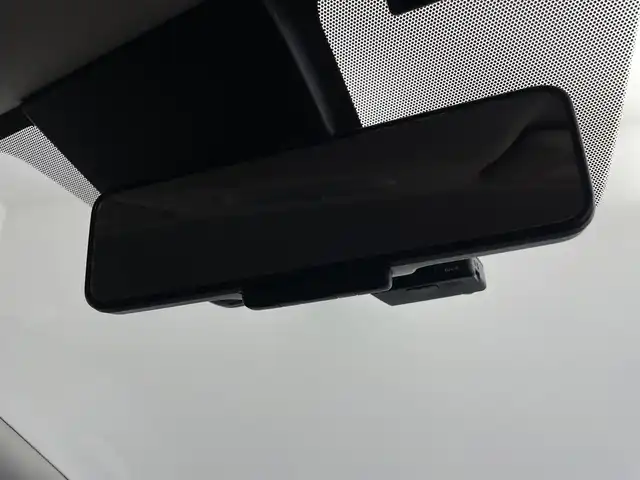 日産 ノート e－パワー メダリスト 鹿児島県 2019(令1)年 4.4万km ブリリアントホワイトパール ワンオーナー/禁煙車/純正ナビ/・Bluetooth/・CD/・DVD/・フルセグTV/デジタルインナーミラー/全方位カメラ/純正アルミホイール/純正フロアマット/純正ドアバイザー/ハーフレザーシート/純正ドアバイザー/プッシュスタート/電動格納ミラー
