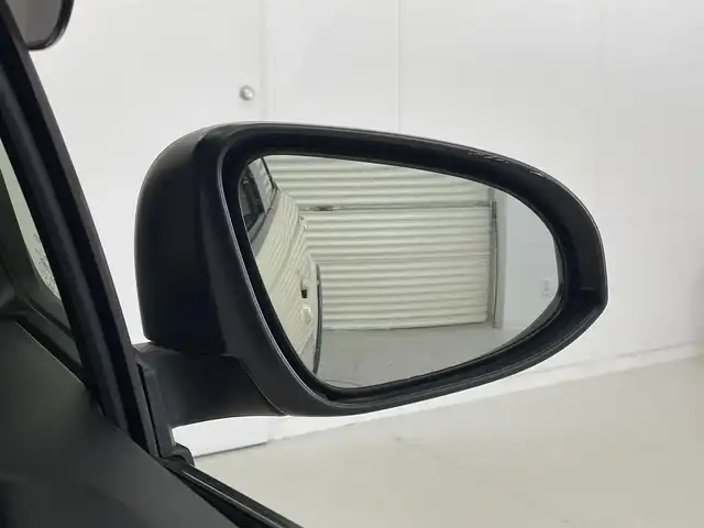 トヨタ アクア クロスオーバー グラム 茨城県 2018(平30)年 3.7万km ベージュ 社外ナビ/バックカメラ/フルセグ/衝突被害軽減ブレーキ/車線逸脱抑制装置/オートマチックハイビーム/クリアランスソナー/ETC/純正16インチAW/スマートキー