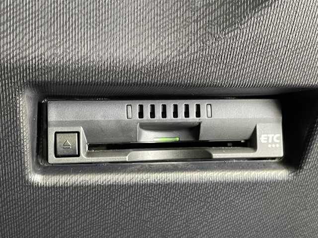 トヨタ アクア クロスオーバー グラム 茨城県 2018(平30)年 3.7万km ベージュ 社外ナビ/バックカメラ/フルセグ/衝突被害軽減ブレーキ/車線逸脱抑制装置/オートマチックハイビーム/クリアランスソナー/ETC/純正16インチAW/スマートキー