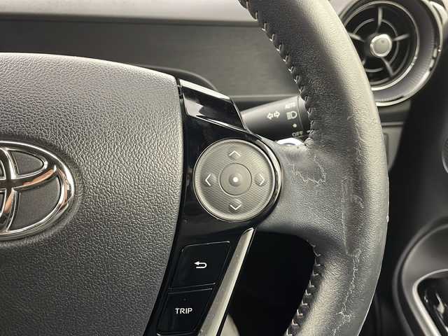 トヨタ アクア クロスオーバー グラム 栃木県 2018(平30)年 3.7万km ベージュ 社外SDナビ(ECLIPSE AVN-R9W)/・Bluetooth/フルセグTV/・CD/DVD/SD/USB/・AM/FM/トヨタセーフティセンス/・プリクラッシュセーフティ/・前後クリアランスソナー/・レーンディパーチャーアラート/・オートハイビーム/・先行者発進お知らせ/バックカメラ/ビルトインETC/コンビネーションシート(合皮)/ドアバイザー/ハロゲンヘッドライト/純正16インチアルミホイール/純正フロアマット/Wエアバッグ/スマートキー×2本/保証書、取扱説明書