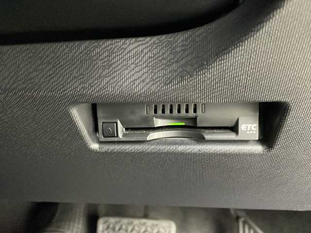 トヨタ アクア クロスオーバー グラム 栃木県 2018(平30)年 3.7万km ベージュ 社外SDナビ(ECLIPSE AVN-R9W)/・Bluetooth/フルセグTV/・CD/DVD/SD/USB/・AM/FM/トヨタセーフティセンス/・プリクラッシュセーフティ/・前後クリアランスソナー/・レーンディパーチャーアラート/・オートハイビーム/・先行者発進お知らせ/バックカメラ/ビルトインETC/コンビネーションシート(合皮)/ドアバイザー/ハロゲンヘッドライト/純正16インチアルミホイール/純正フロアマット/Wエアバッグ/スマートキー×2本/保証書、取扱説明書