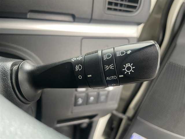 ダイハツ タント カスタム X トップED SAⅡ 茨城県 2015(平27)年 10.3万km パールホワイトⅢ (株)IDOMが運営する【じしゃロン水戸店】の自社ローン専用車両になりますこちらは現金またはオートローンご利用時の価格です。自社ローンご希望の方は別途その旨お申付け下さい/スマートキー/プッシュスタート/純正ナビ/フルセグ・BT・DVD/バックカメラ/左側パワースライドドア/純正14インチアルミホイール/フォーシーズンタイヤ/ウインカーミラー/純正フロアマット/純正ドアバイザー/スマートアシスト